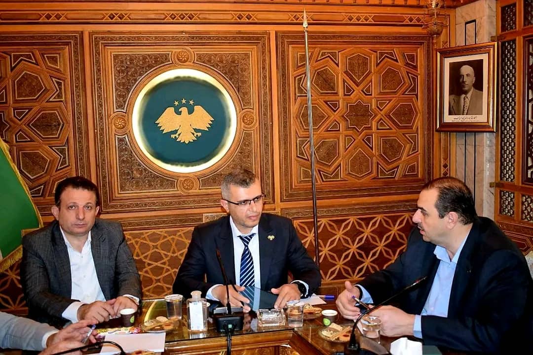 اجتماع مدير عام هيئة المواصفات والمقاييس العربية السورية مع غرفة صناعة دمشق وريفها