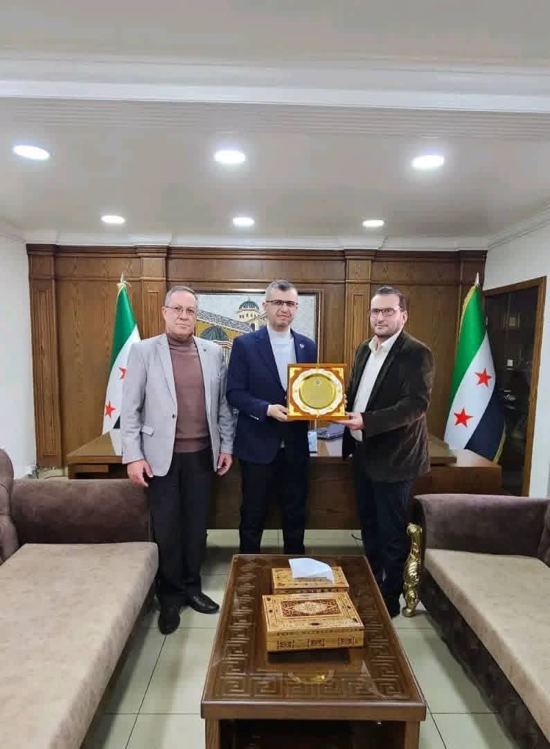 تكريم مدير عام هيئة المواصفات والمقاييس العربية السورية الدكتور ياسر عليوي